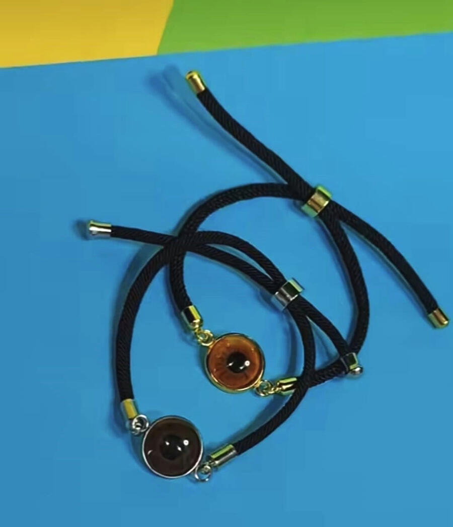 built in necklace with zircon